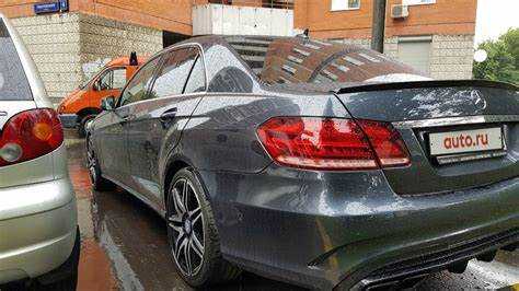 Сколько времени занимает ремонт царапины на Mercedes E200?