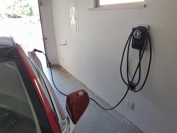 Расчёт затрат при установке настенного зарядного устройства Tesla Wall Connector