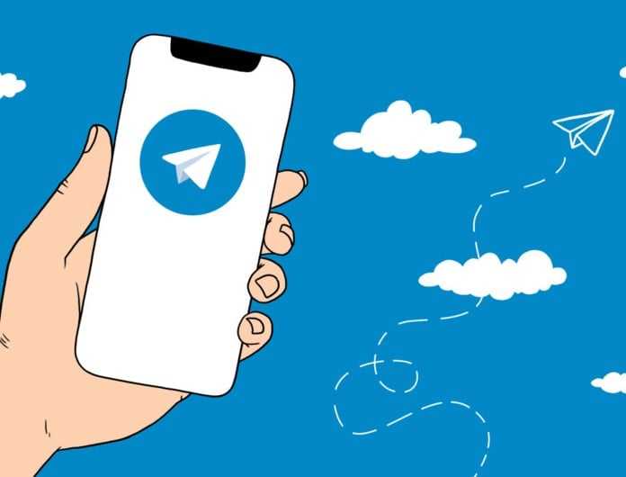 Получение ID чата при первом обращении пользователя к боту