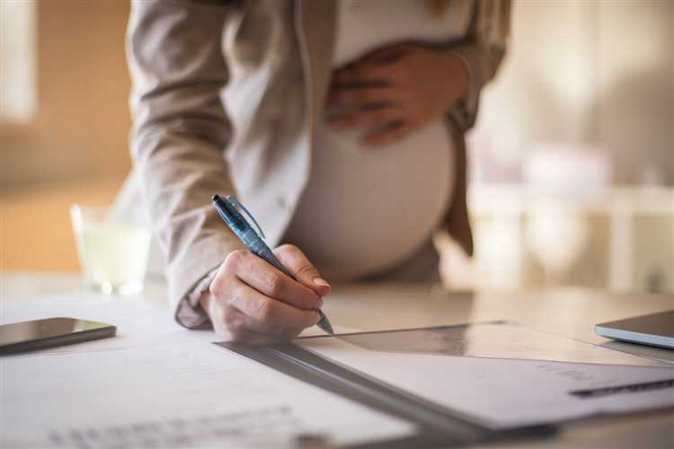 Как в 1с оформить декретный отпуск Как в 1с оформить декретный отпуск