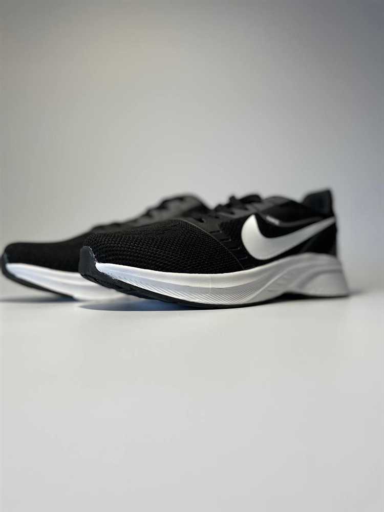 Средний диапазон цен на Nike Zoom жёлто чёрные в онлайн-магазинах